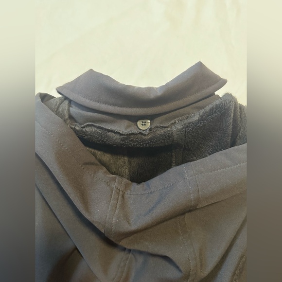 MICHAEL Michael Kors Black Trench Coat with Gold Accents Size Large - Picture 4 of 7